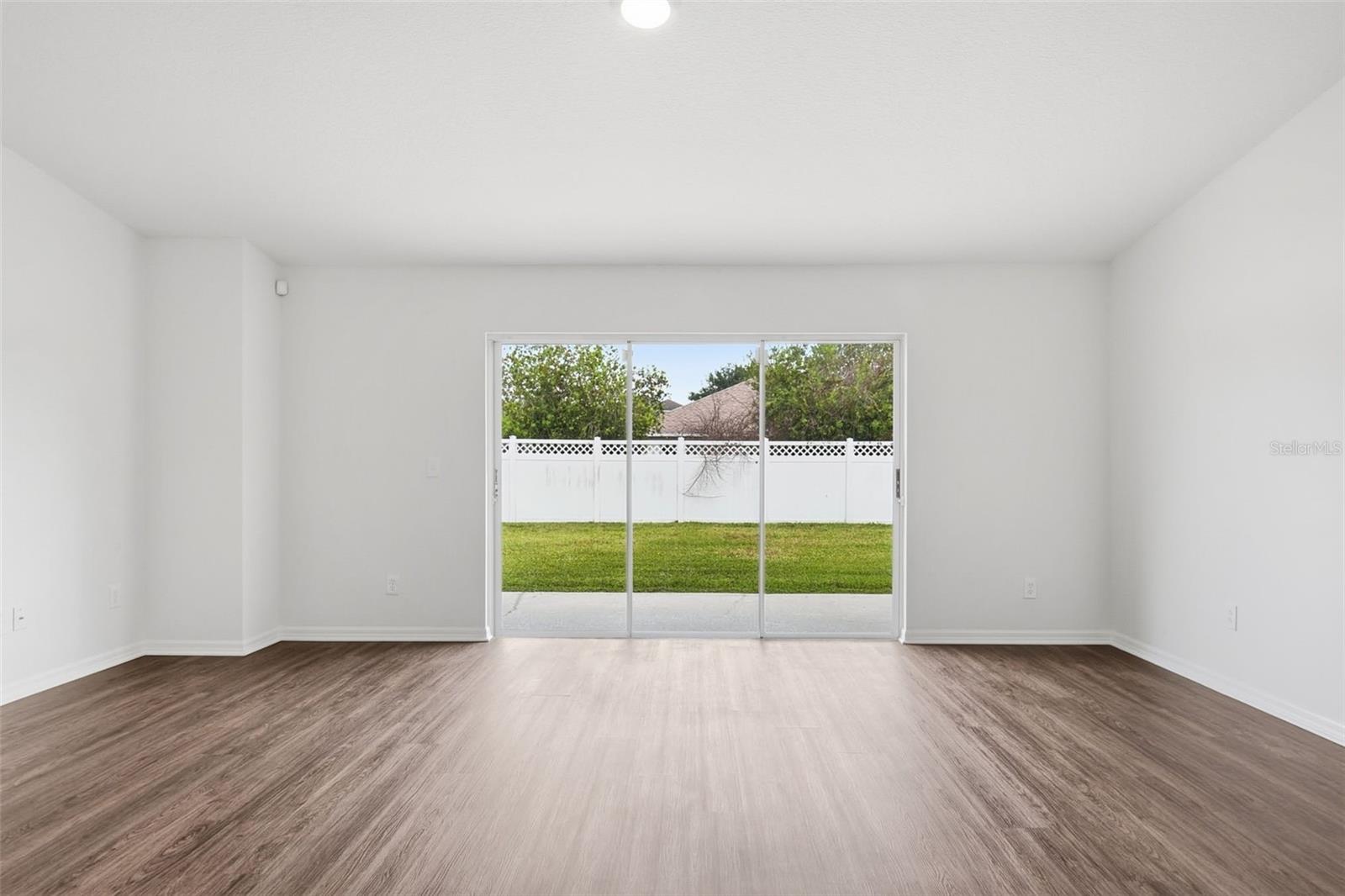 NEW RIVER LAKES PH C2 - Residential