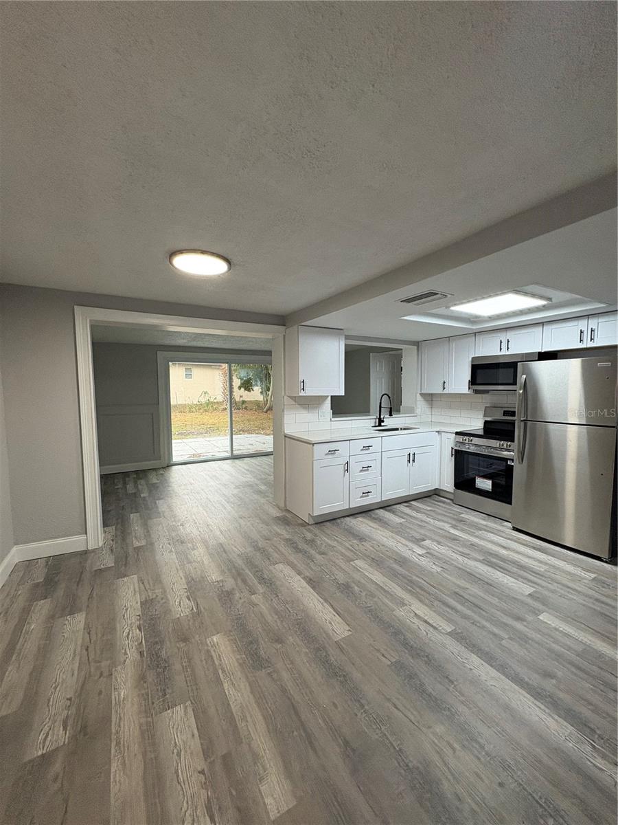 HOLIDAY HILL - Residential Lease