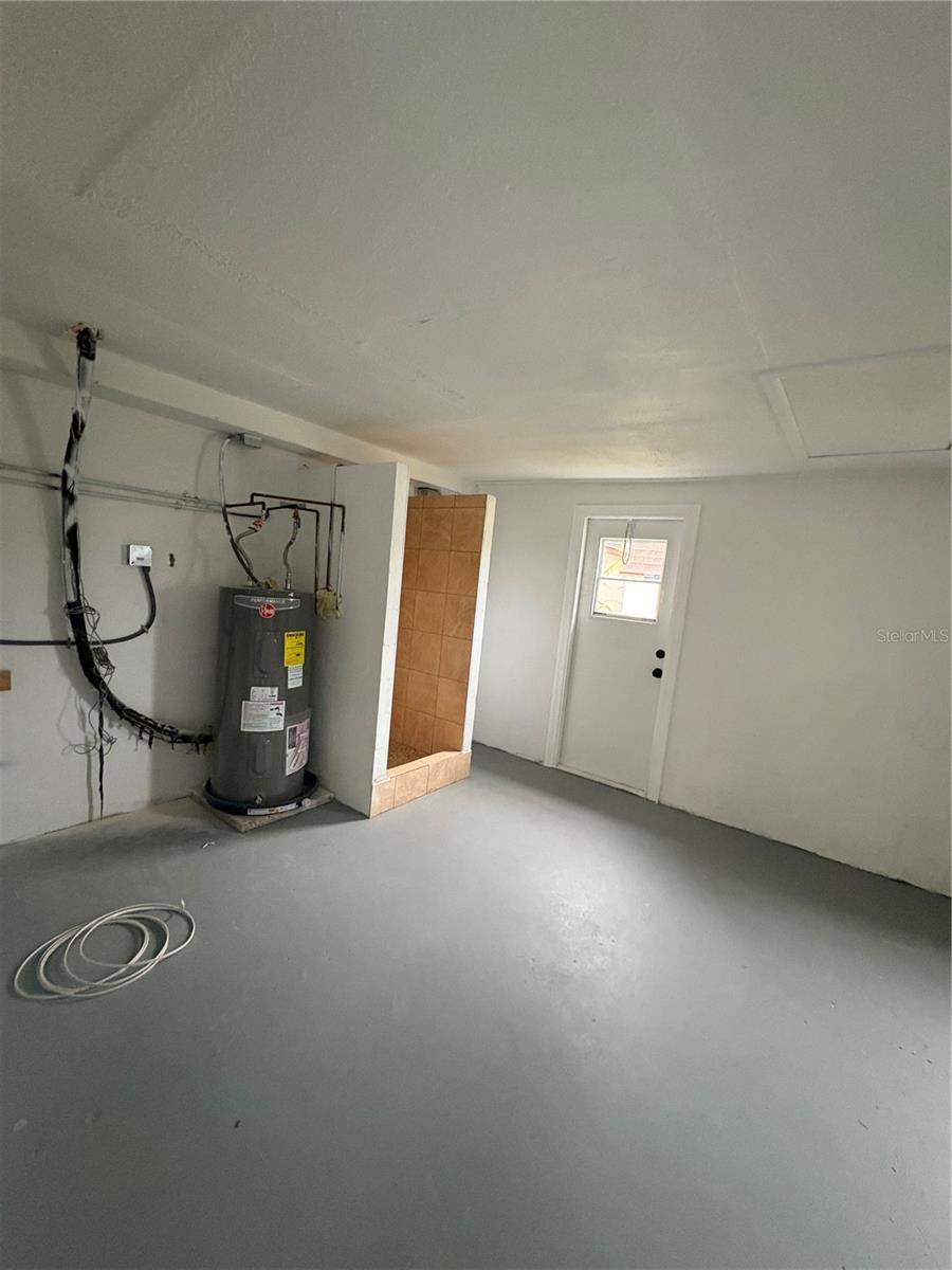 HOLIDAY HILL - Residential Lease