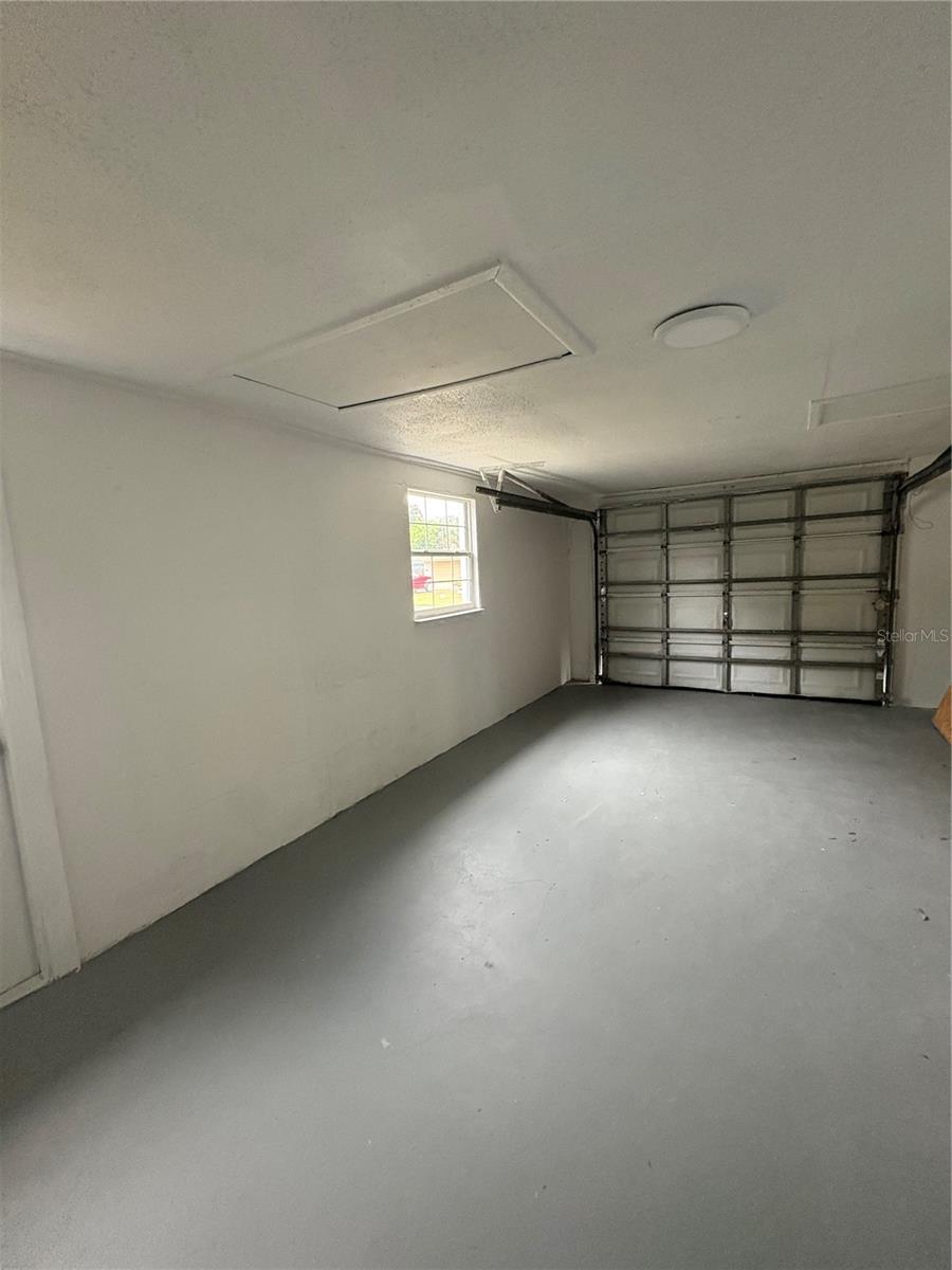 HOLIDAY HILL - Residential Lease