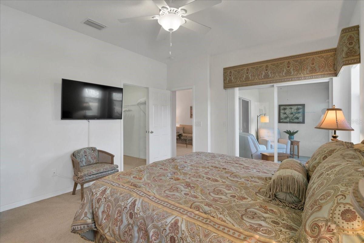 VENTURA VILLAGE - Residential