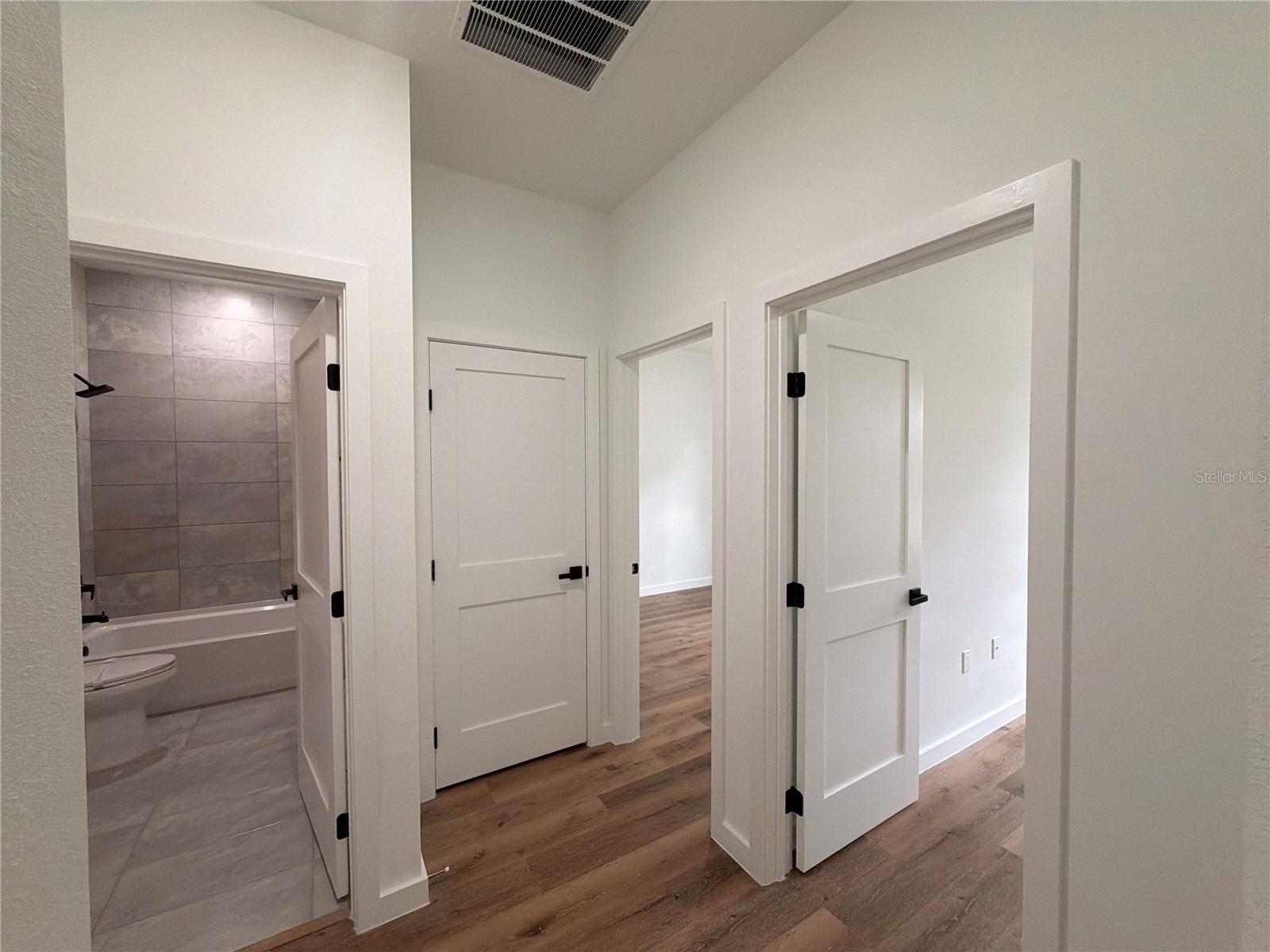 CITRUS SPGS UNIT 21 - Residential