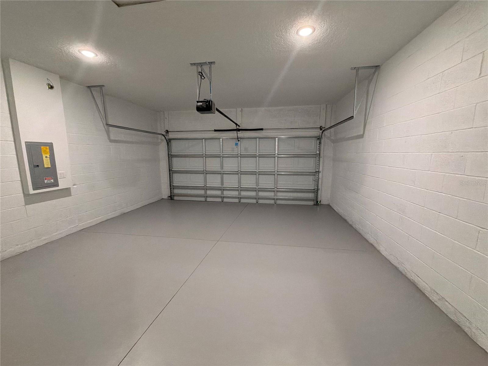 CITRUS SPGS UNIT 21 - Residential