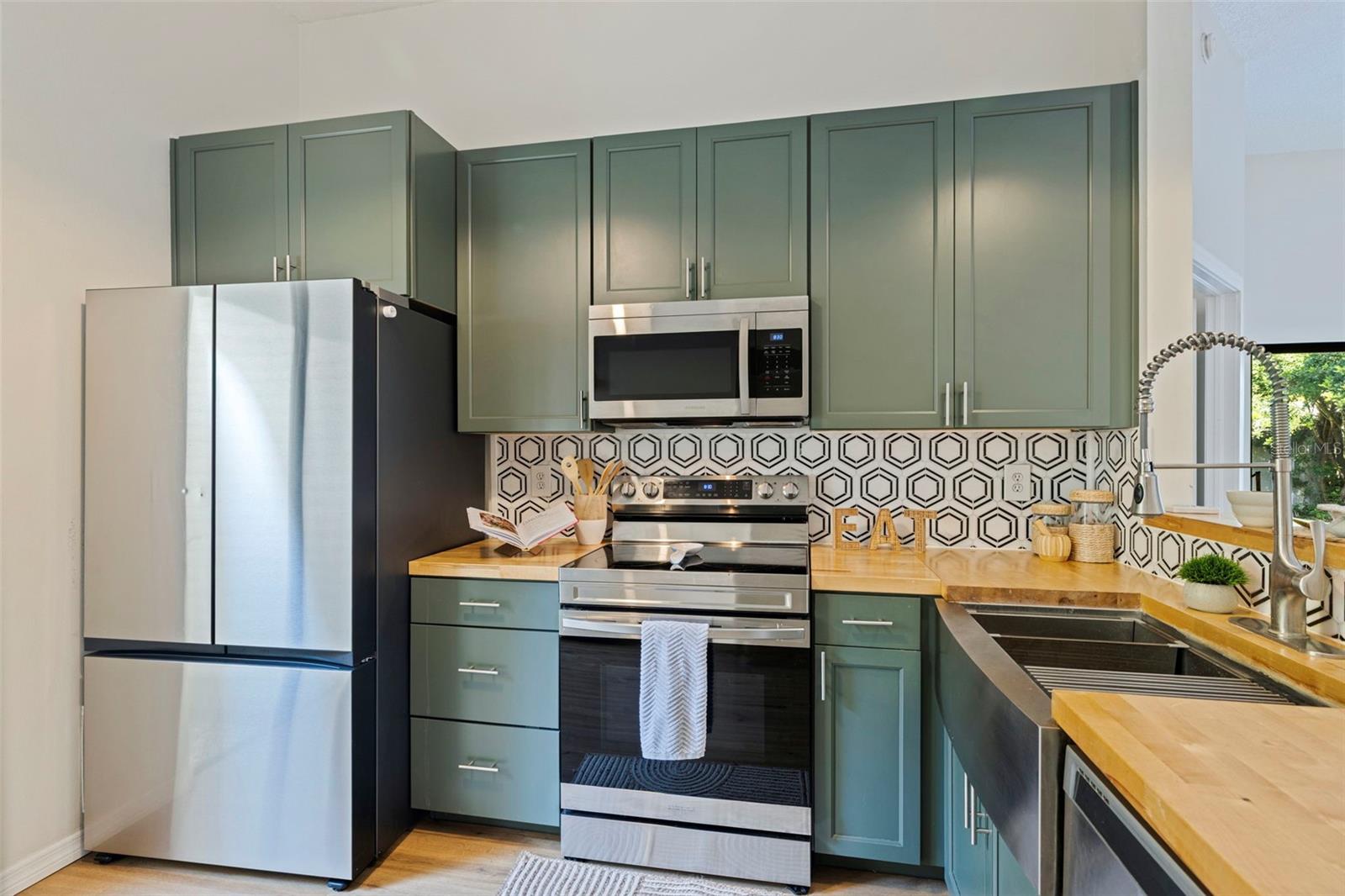 VILLAGE OF WOODLAND HILLS - Residential