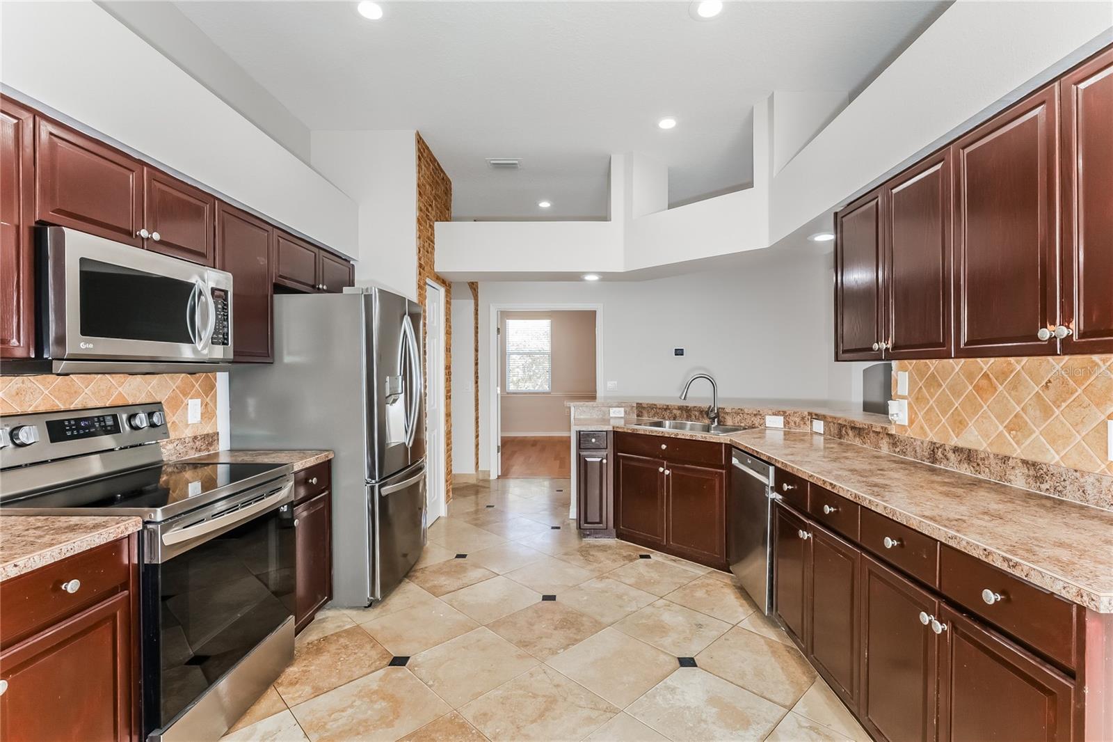 SOUTH FORK UNIT 1 - Residential