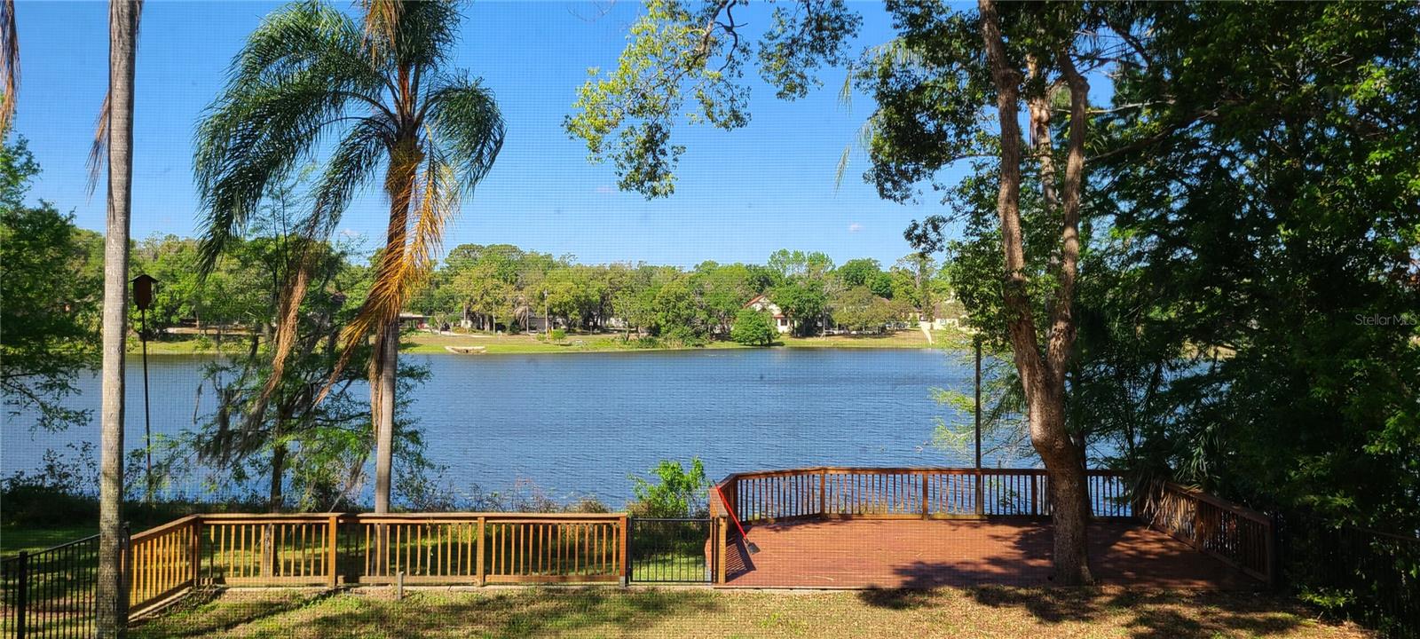 858 LAKE MARION DRIVE