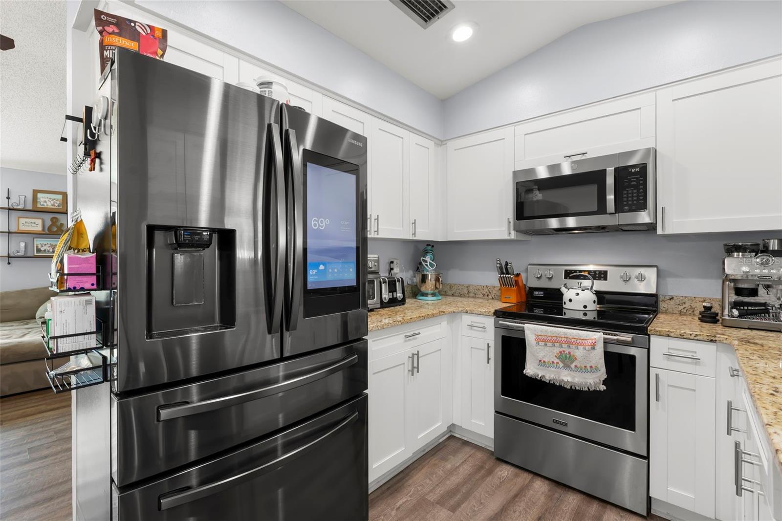 STARKEY HEIGHTS - Residential Lease