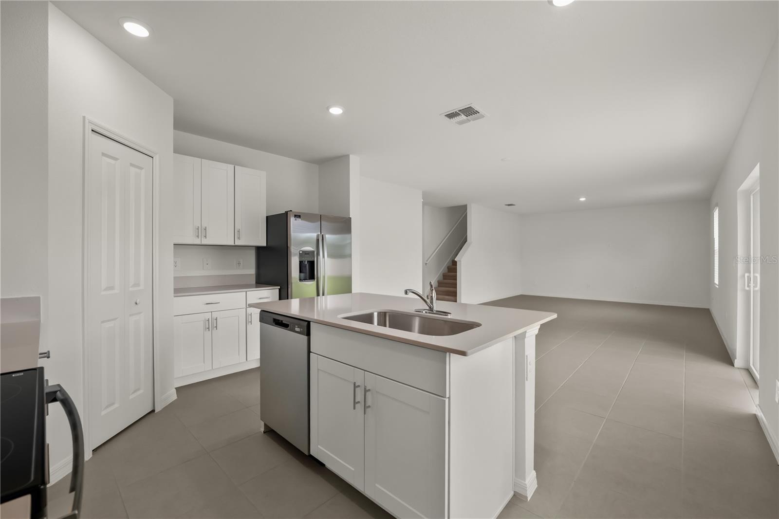 BELLAMY CROSSINGS - Residential Lease