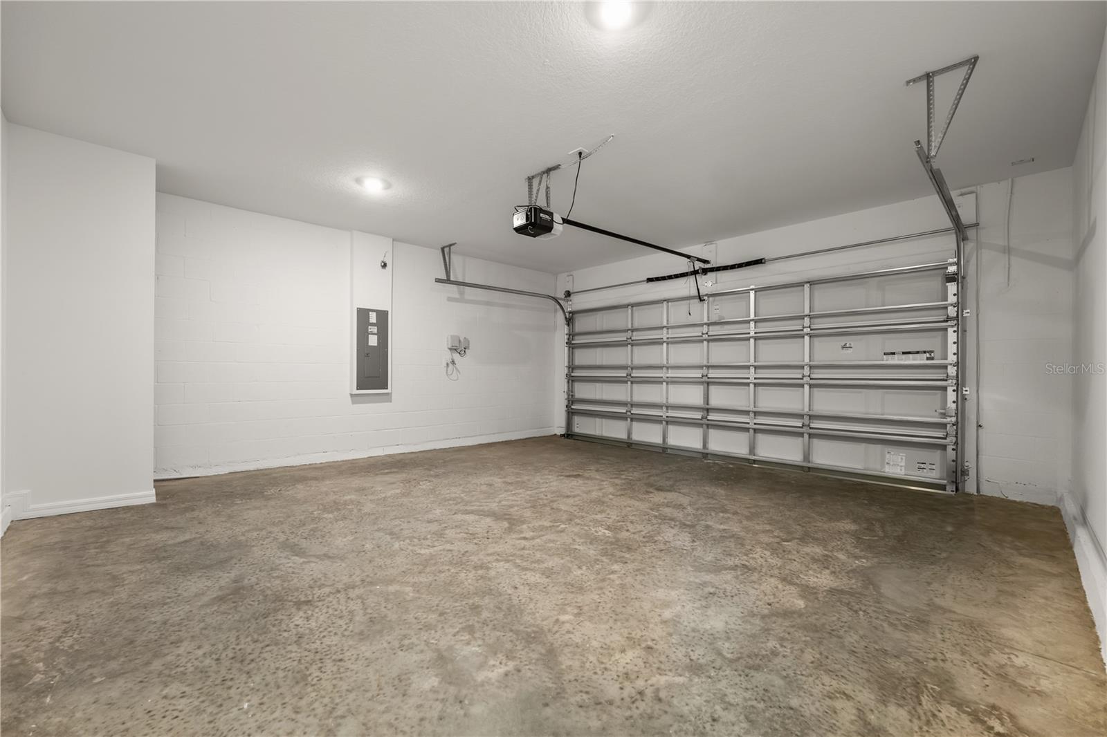 BELLAMY CROSSINGS - Residential Lease