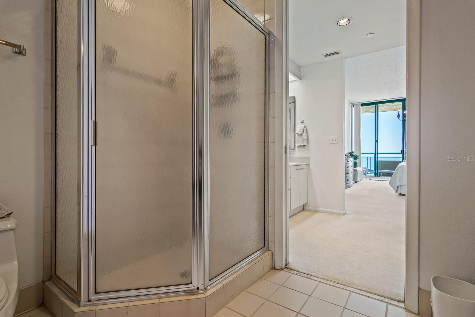 ULTIMAR THREE CONDO - Residential