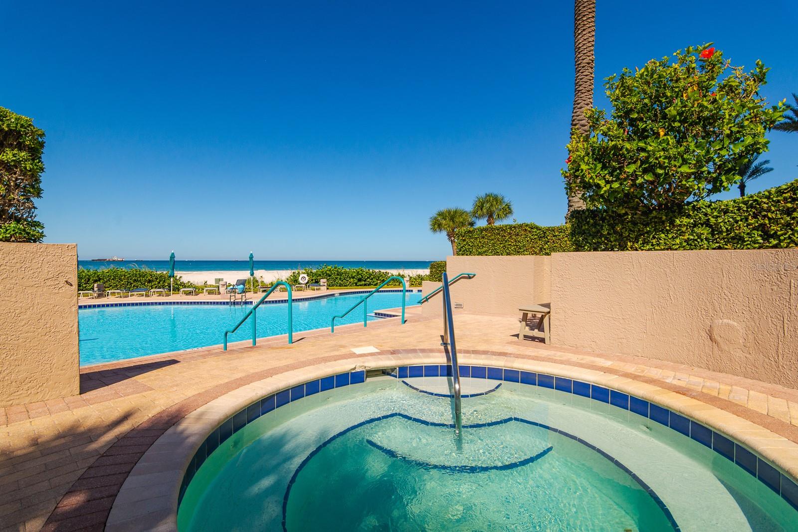 ULTIMAR THREE CONDO - Residential