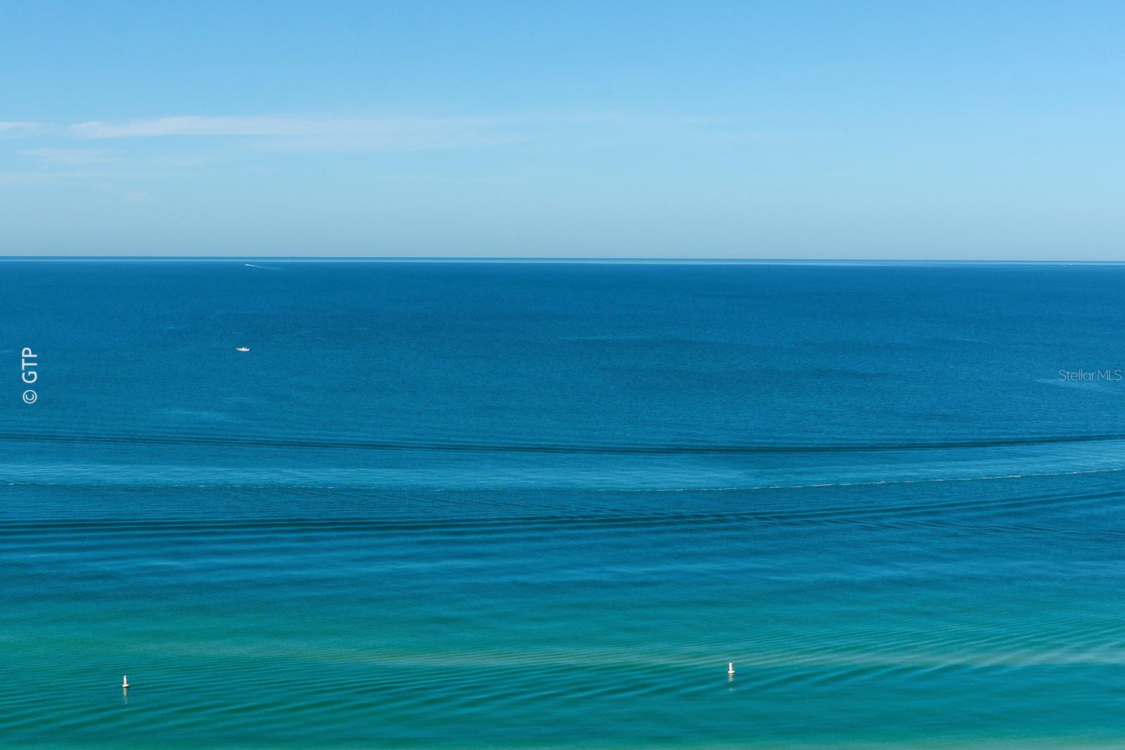 ULTIMAR THREE CONDO - Residential