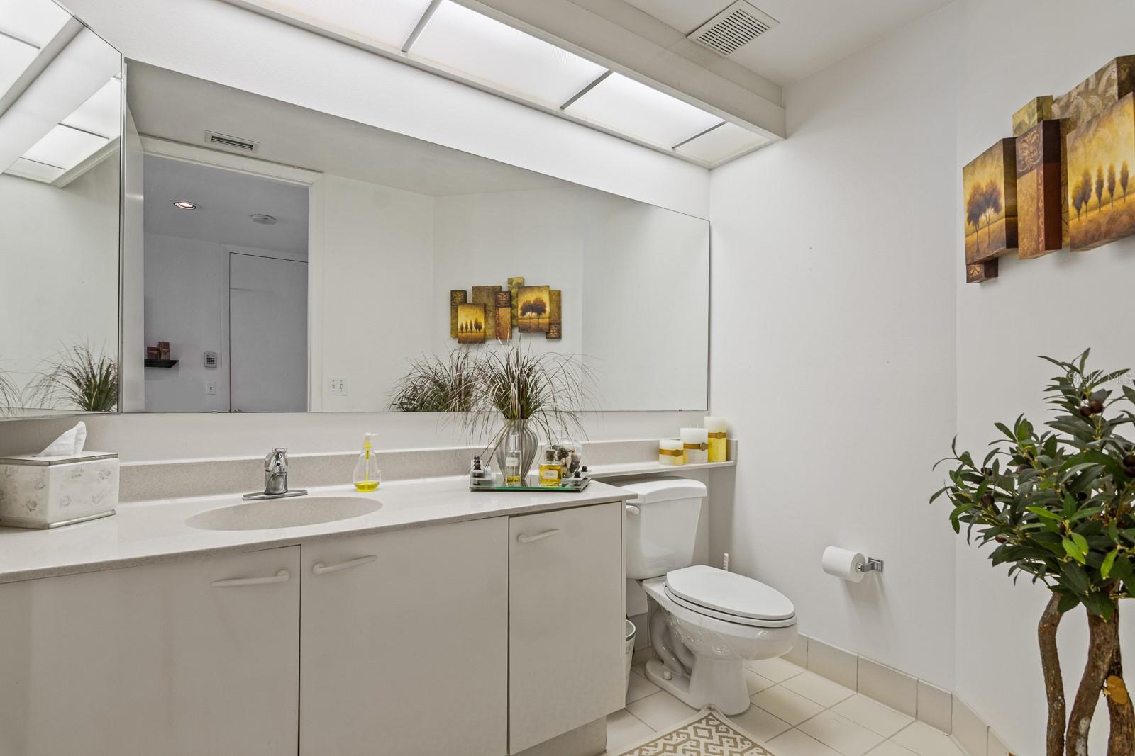 ULTIMAR THREE CONDO - Residential