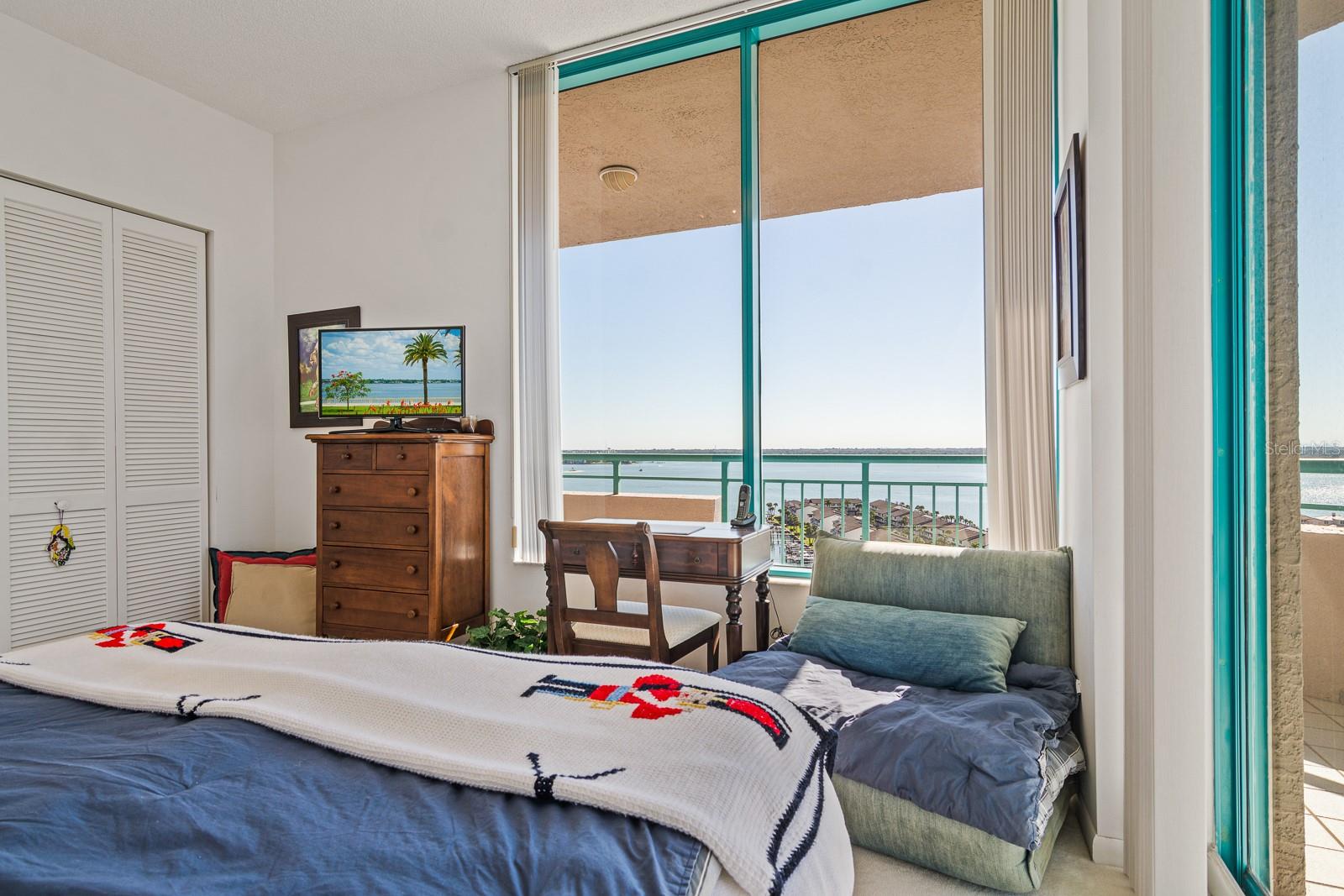 ULTIMAR THREE CONDO - Residential