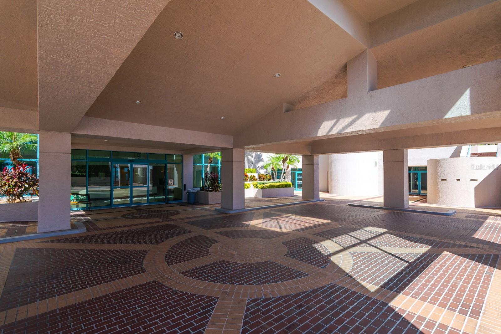 ULTIMAR THREE CONDO - Residential