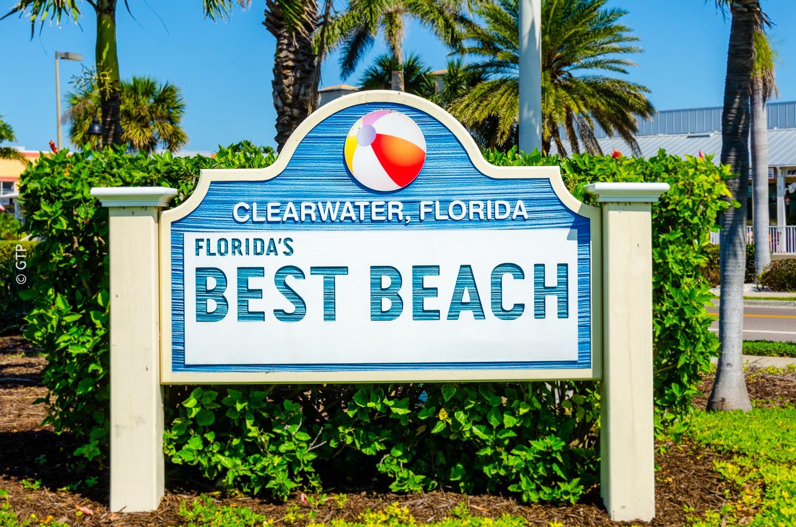 ULTIMAR THREE CONDO - Residential