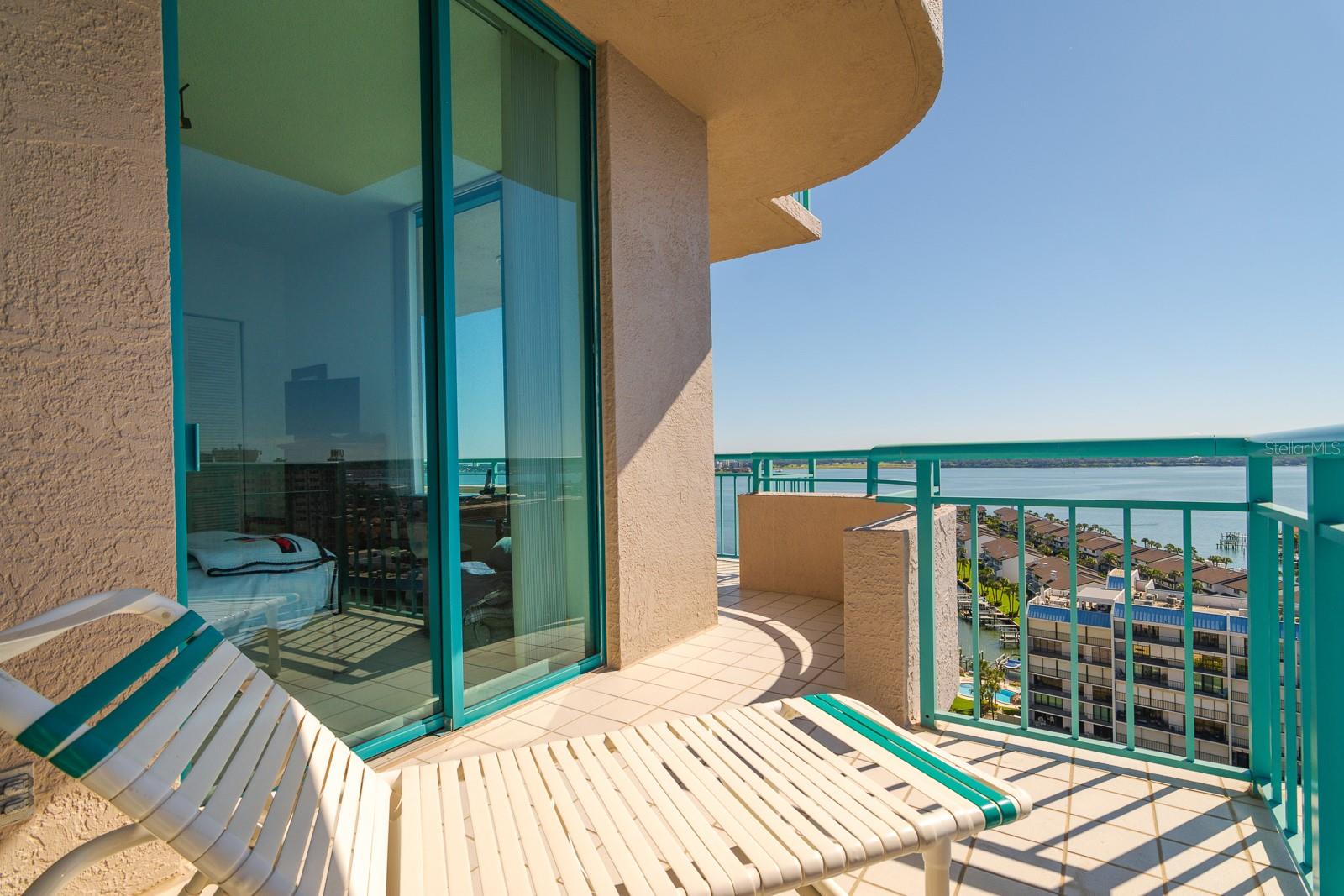 ULTIMAR THREE CONDO - Residential