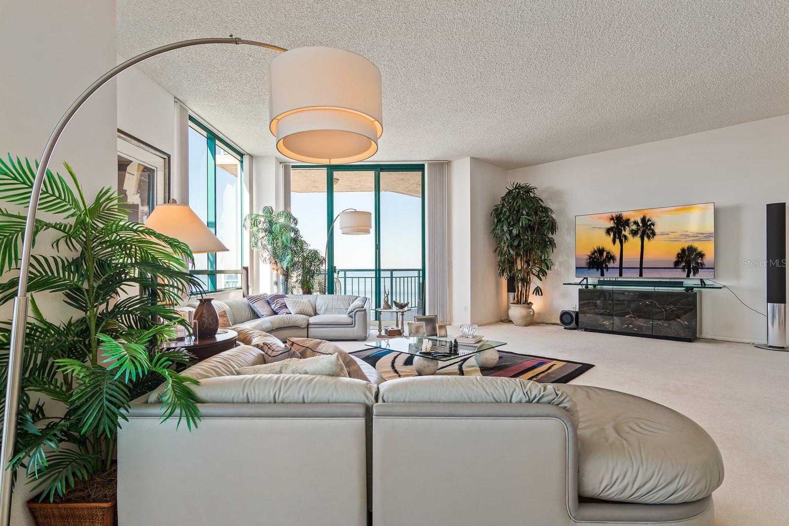 ULTIMAR THREE CONDO - Residential