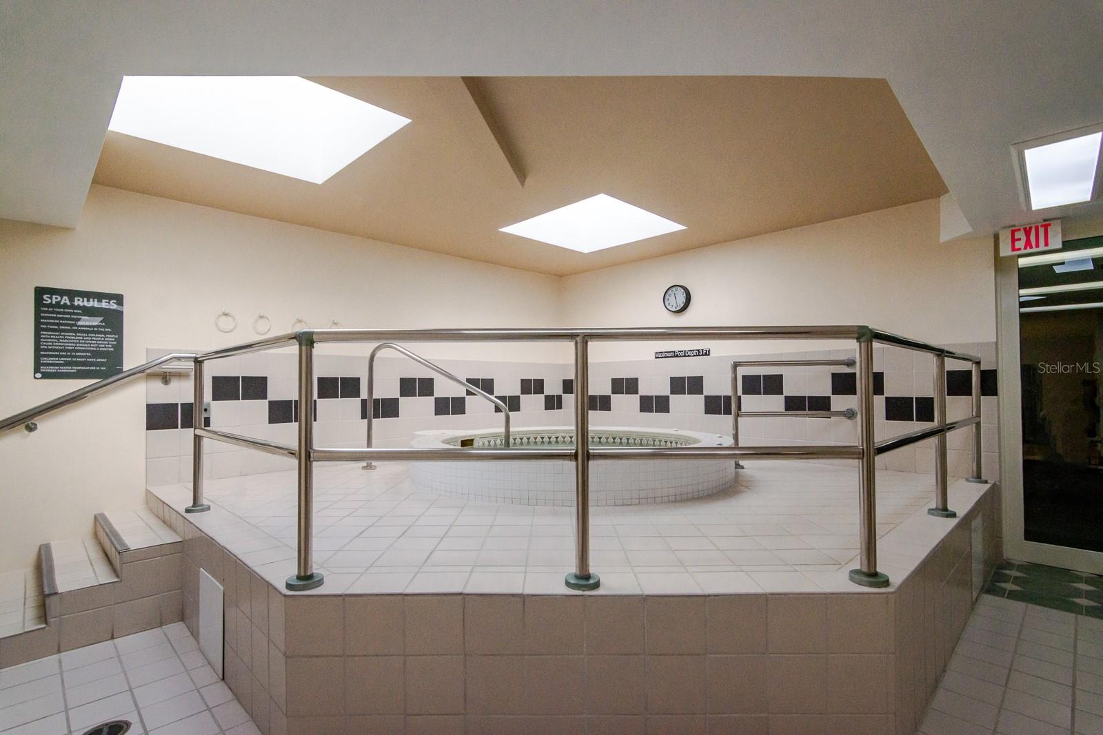 ULTIMAR THREE CONDO - Residential