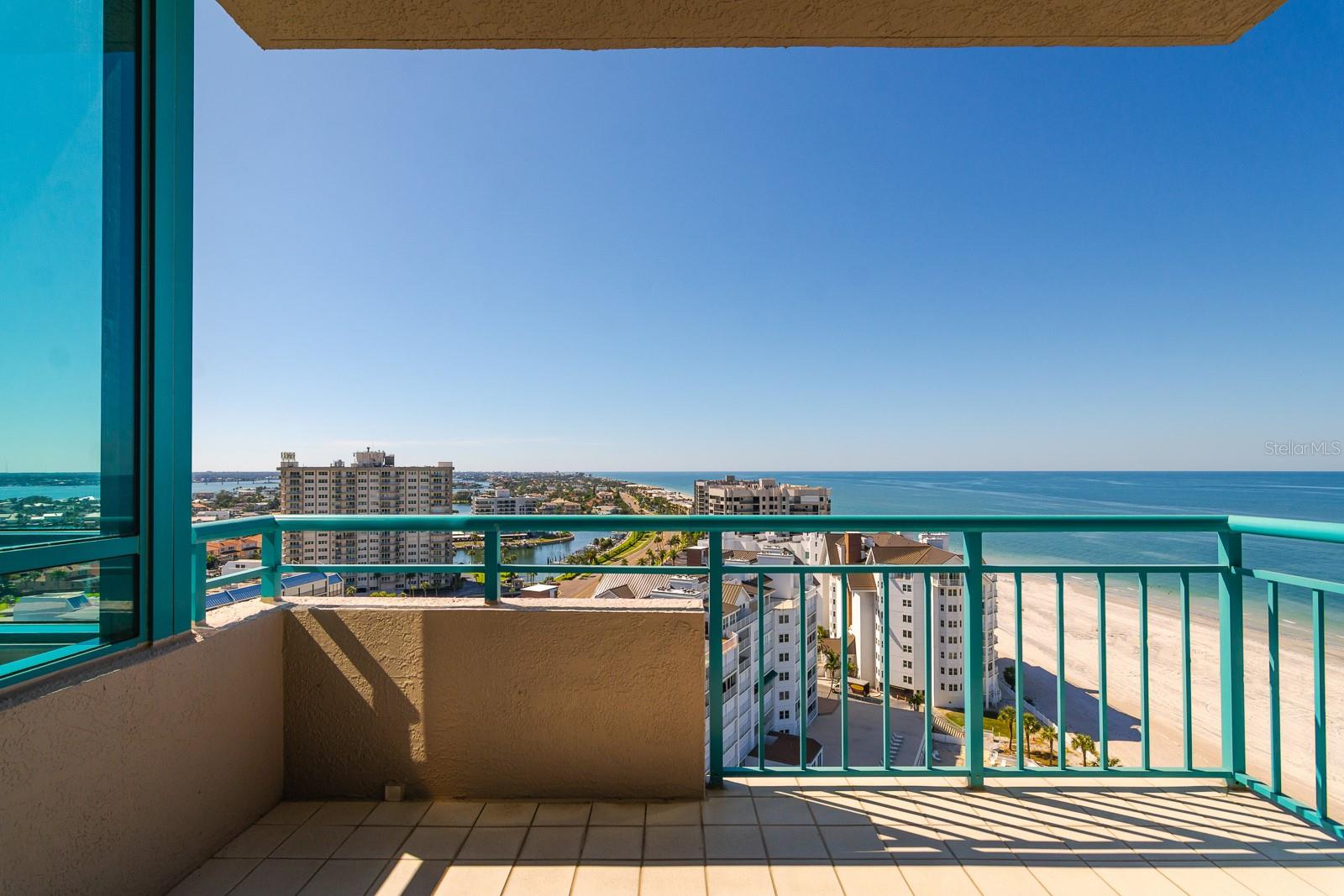 ULTIMAR THREE CONDO - Residential