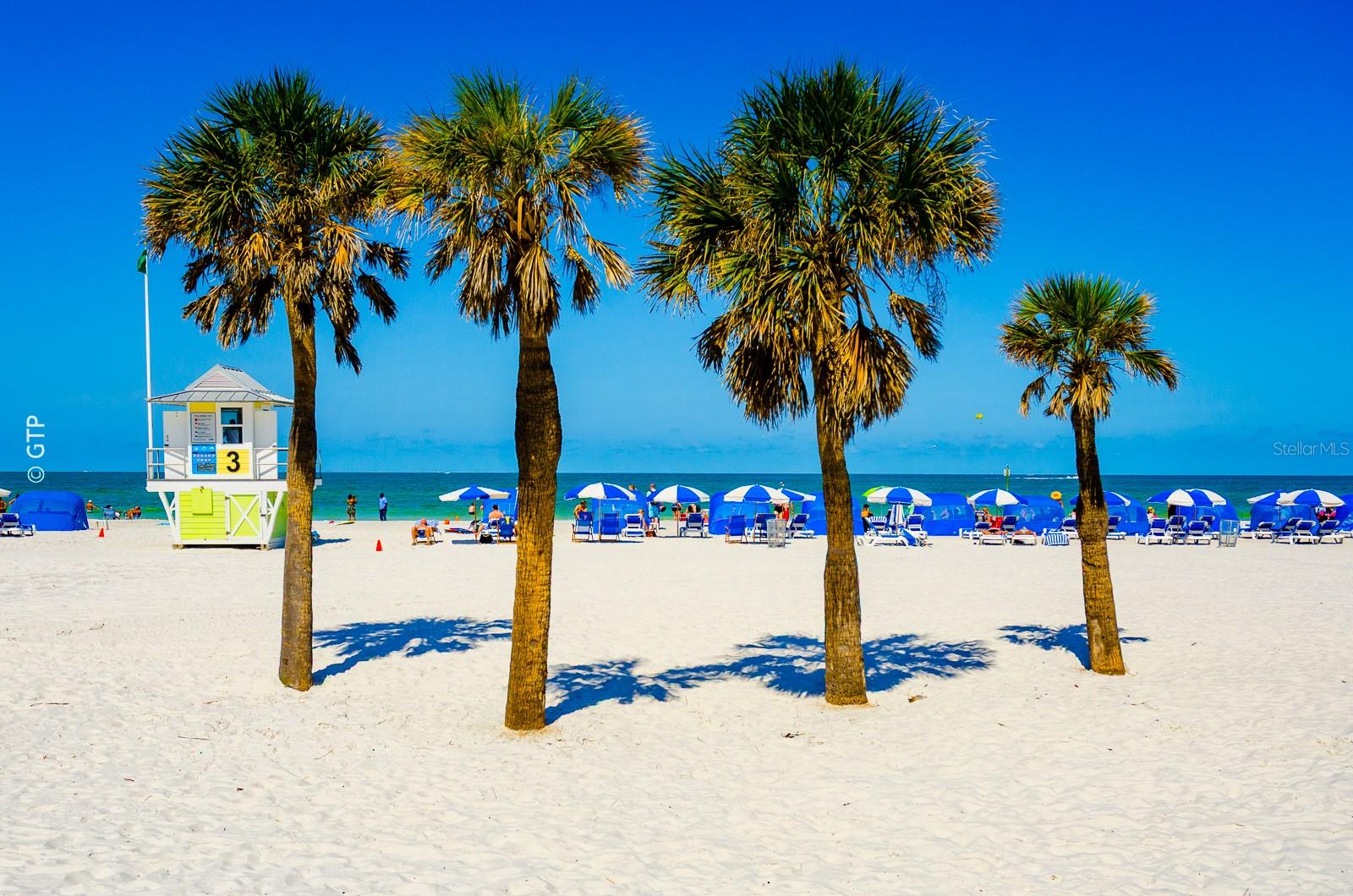 ULTIMAR THREE CONDO - Residential