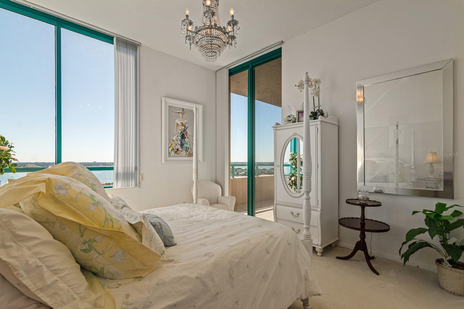 ULTIMAR THREE CONDO - Residential