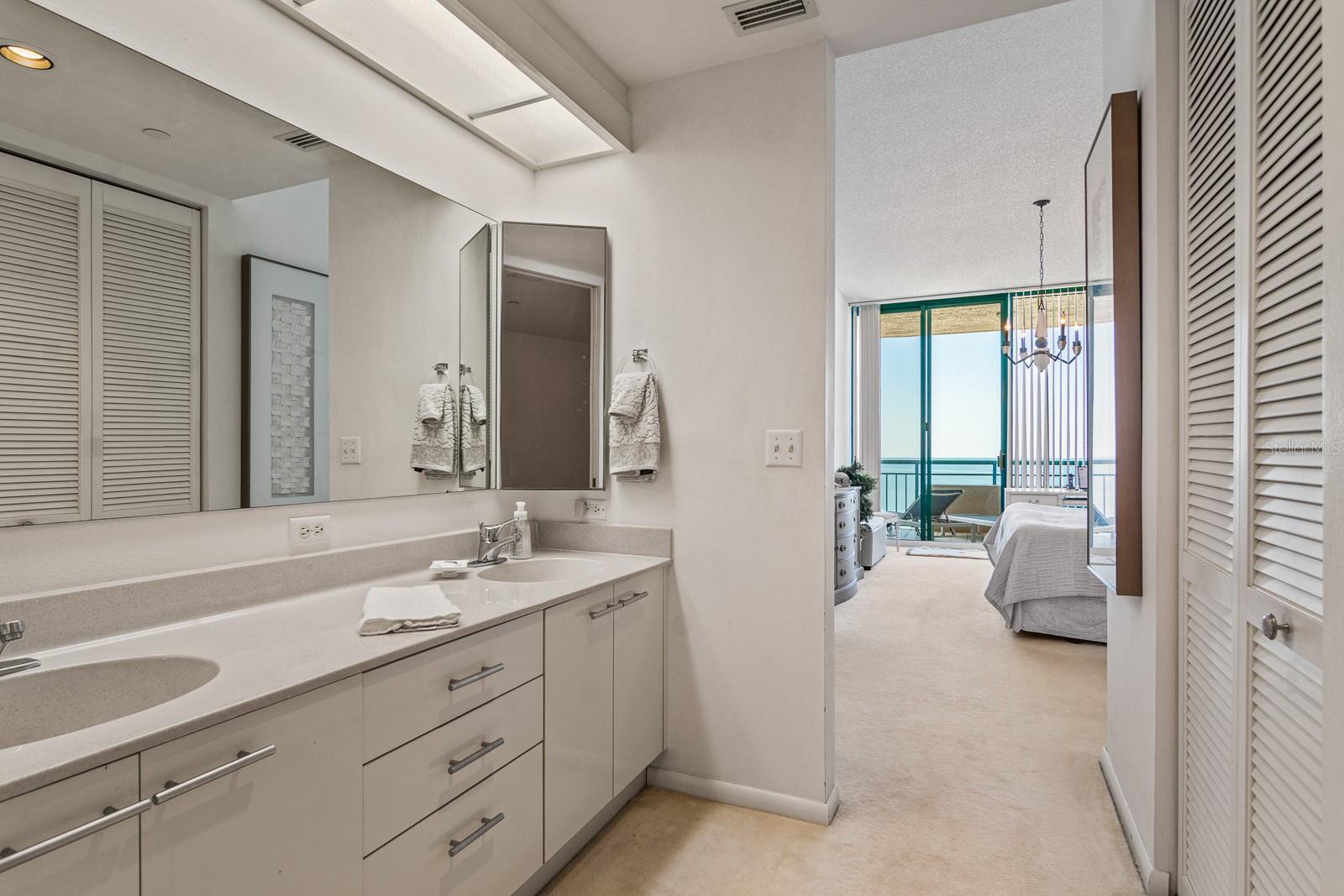 ULTIMAR THREE CONDO - Residential