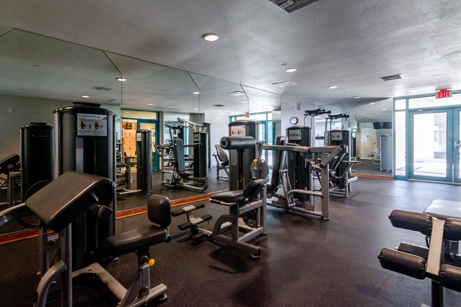 ULTIMAR THREE CONDO - Residential