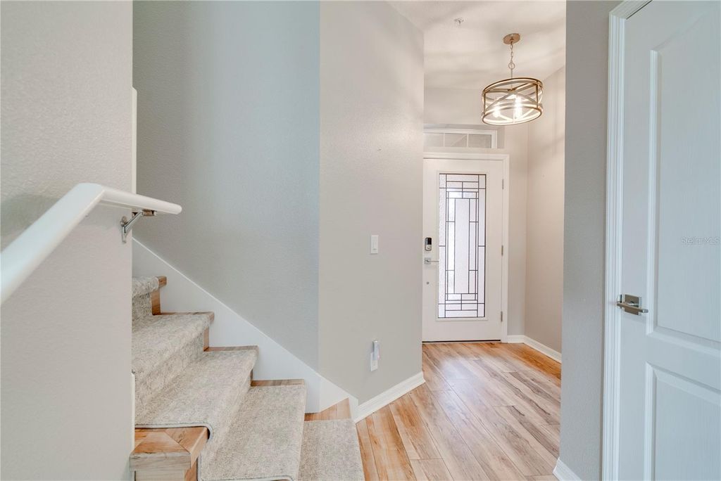 Photo of 814 Walkers Grove Lane, Winter Garden, FL 34787 (MLS # O6373494)