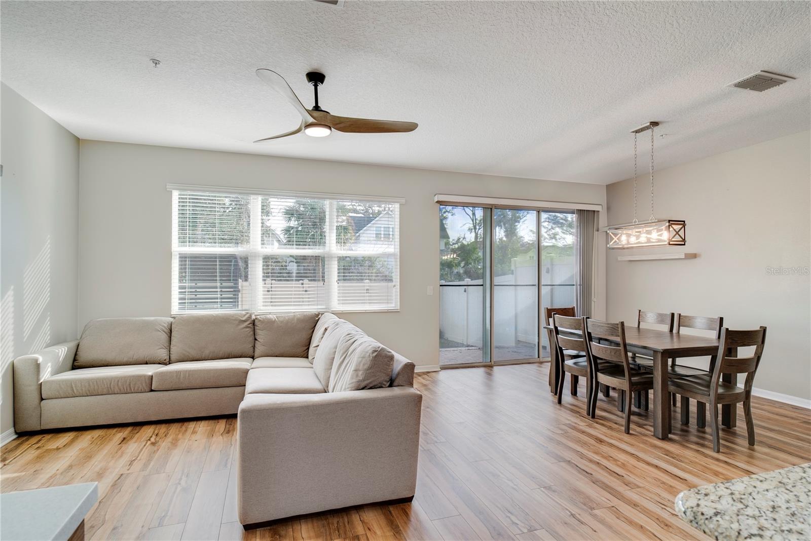 WALKERS GROVE - Residential