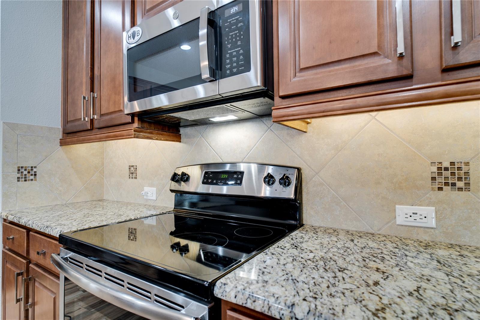 WALKERS GROVE - Residential