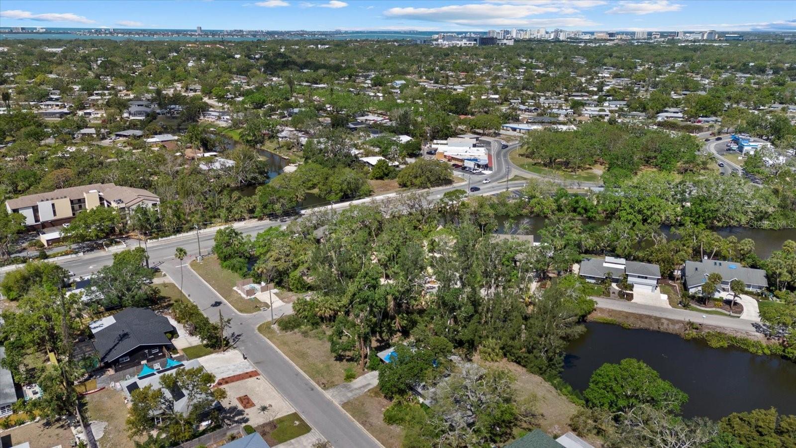 SOUTH GATE - Residential