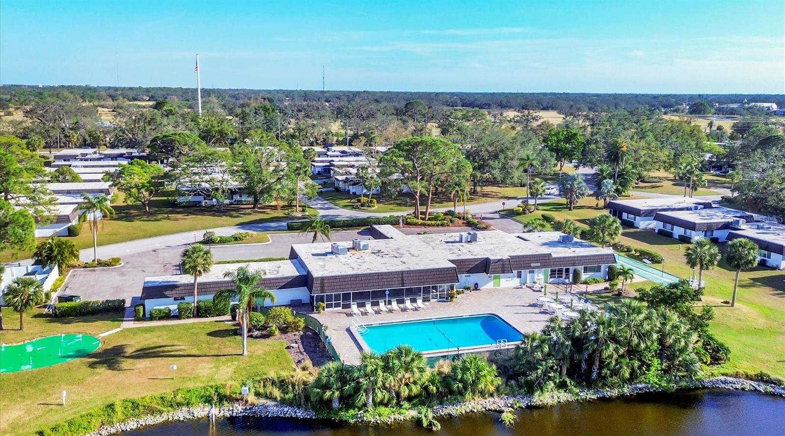 1305 GLEN OAKS DRIVE E 130
