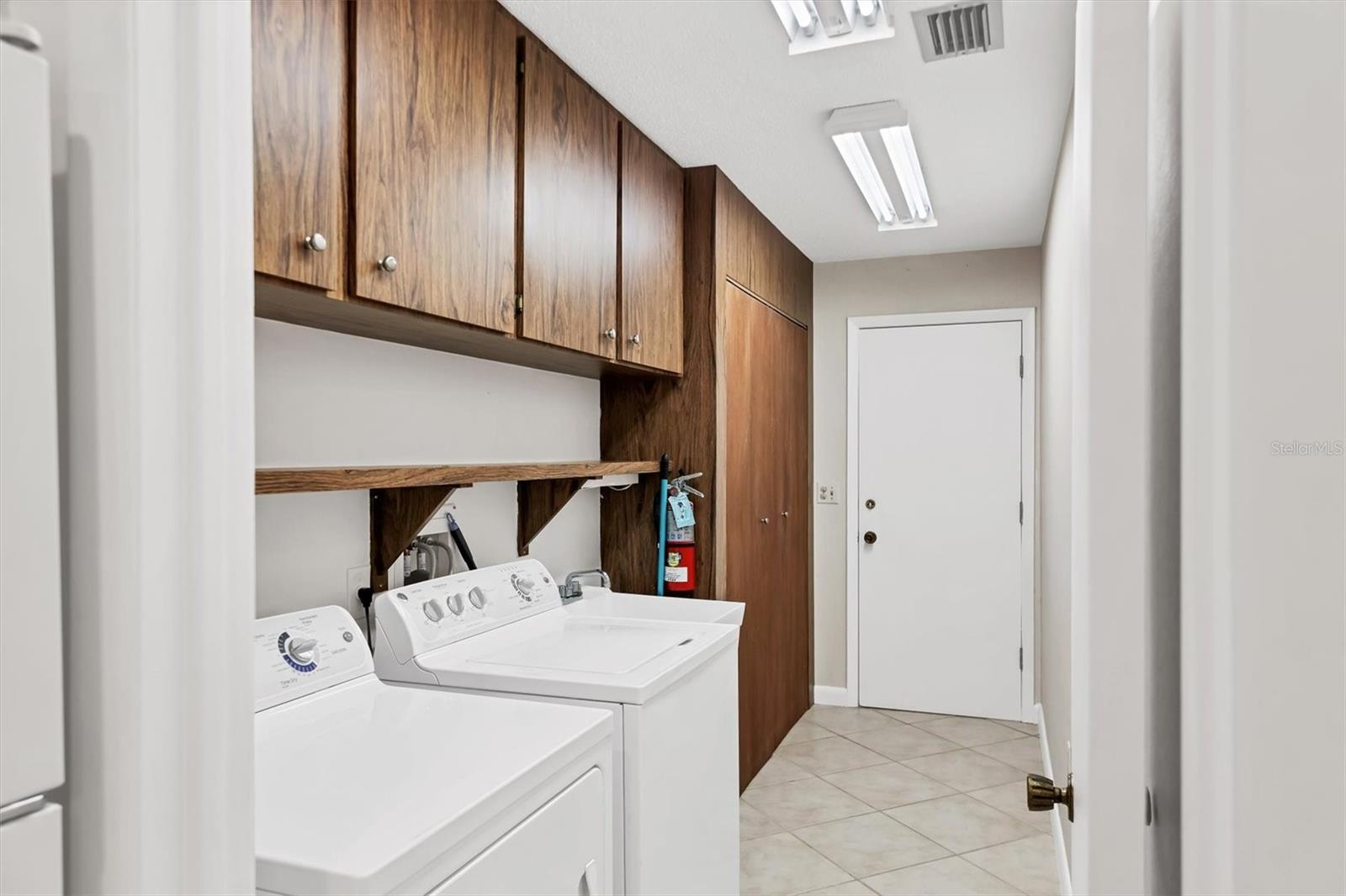 CENTER GATE VILLAGE 1 - Residential