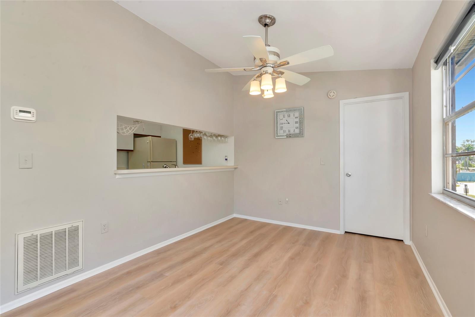 MIRROR LAKE CONDO SEC 4 - Residential