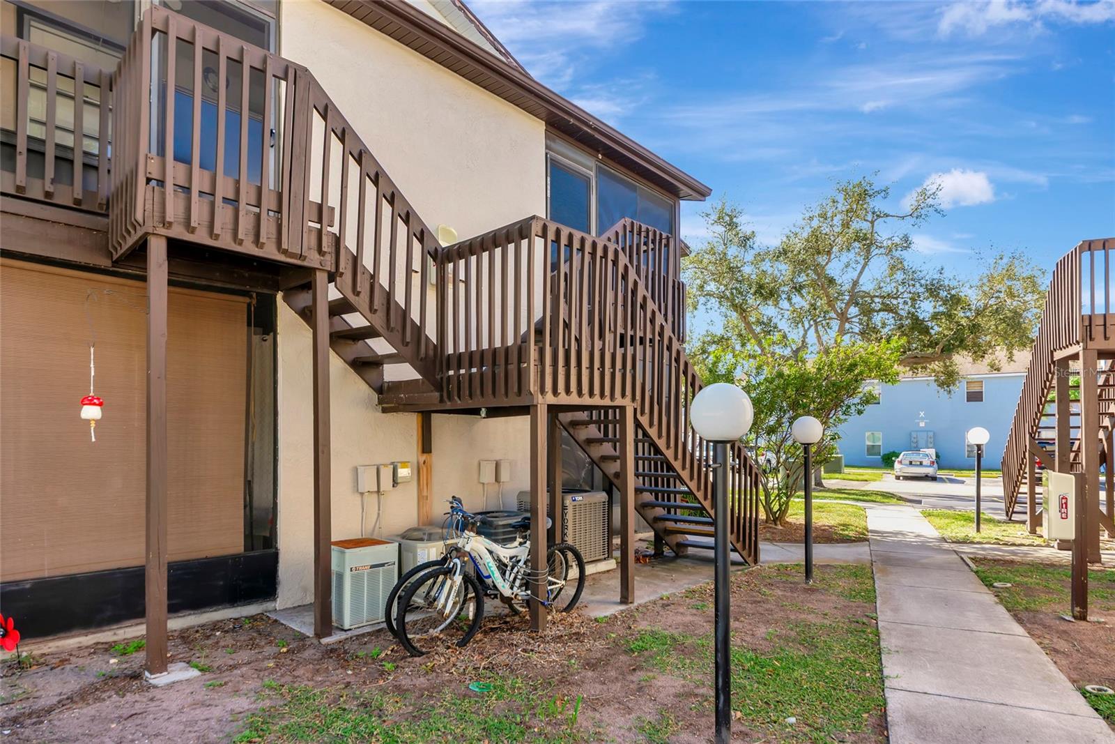 MIRROR LAKE CONDO SEC 4 - Residential