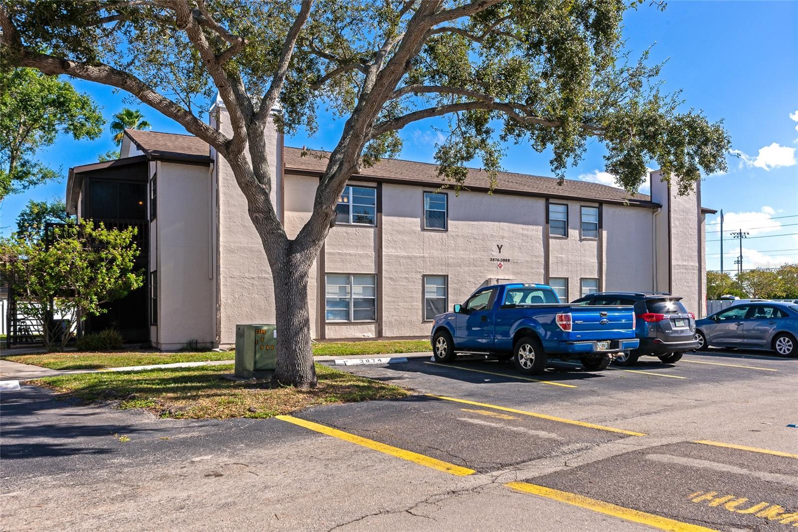 MIRROR LAKE CONDO SEC 4 - Residential