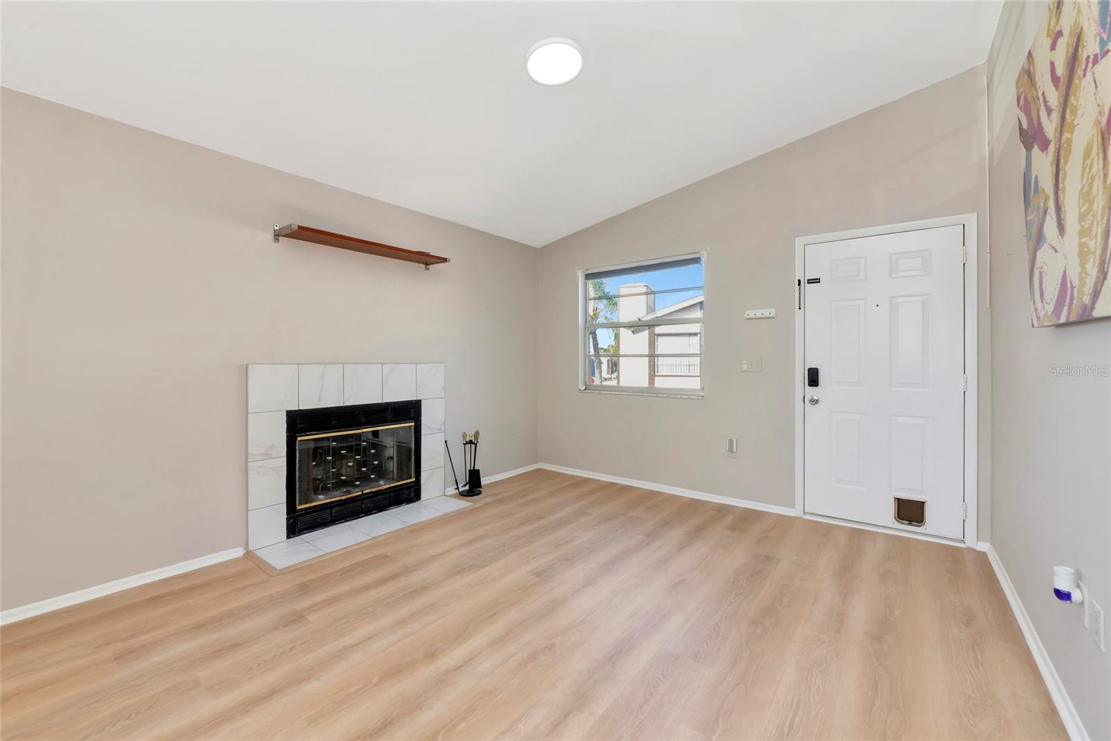MIRROR LAKE CONDO SEC 4 - Residential