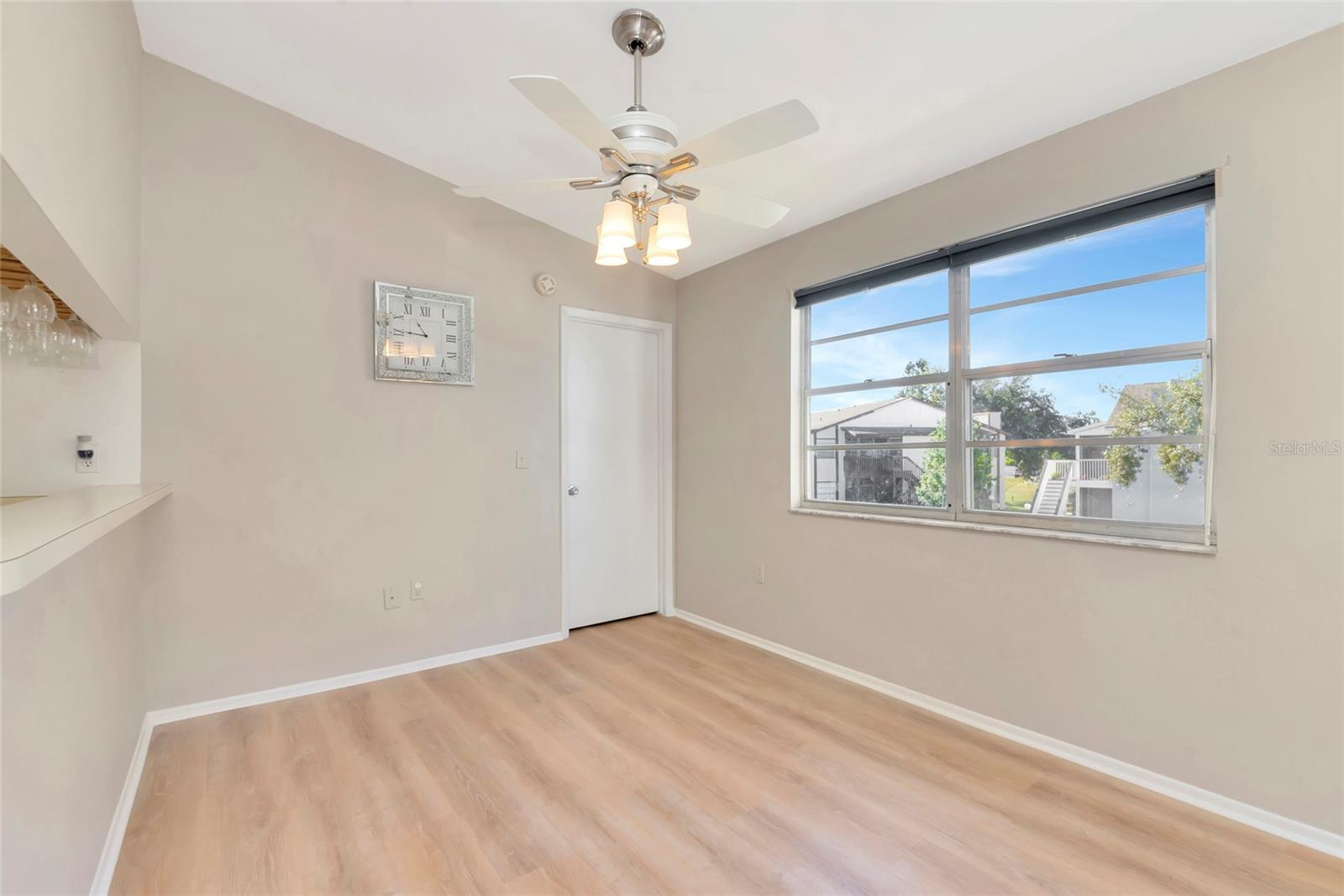 MIRROR LAKE CONDO SEC 4 - Residential