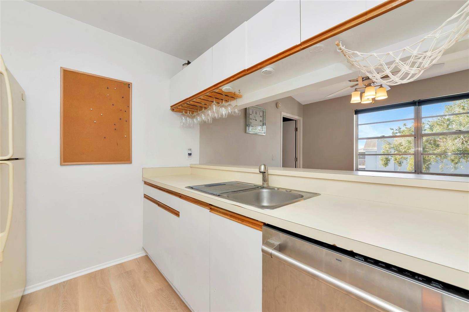 MIRROR LAKE CONDO SEC 4 - Residential
