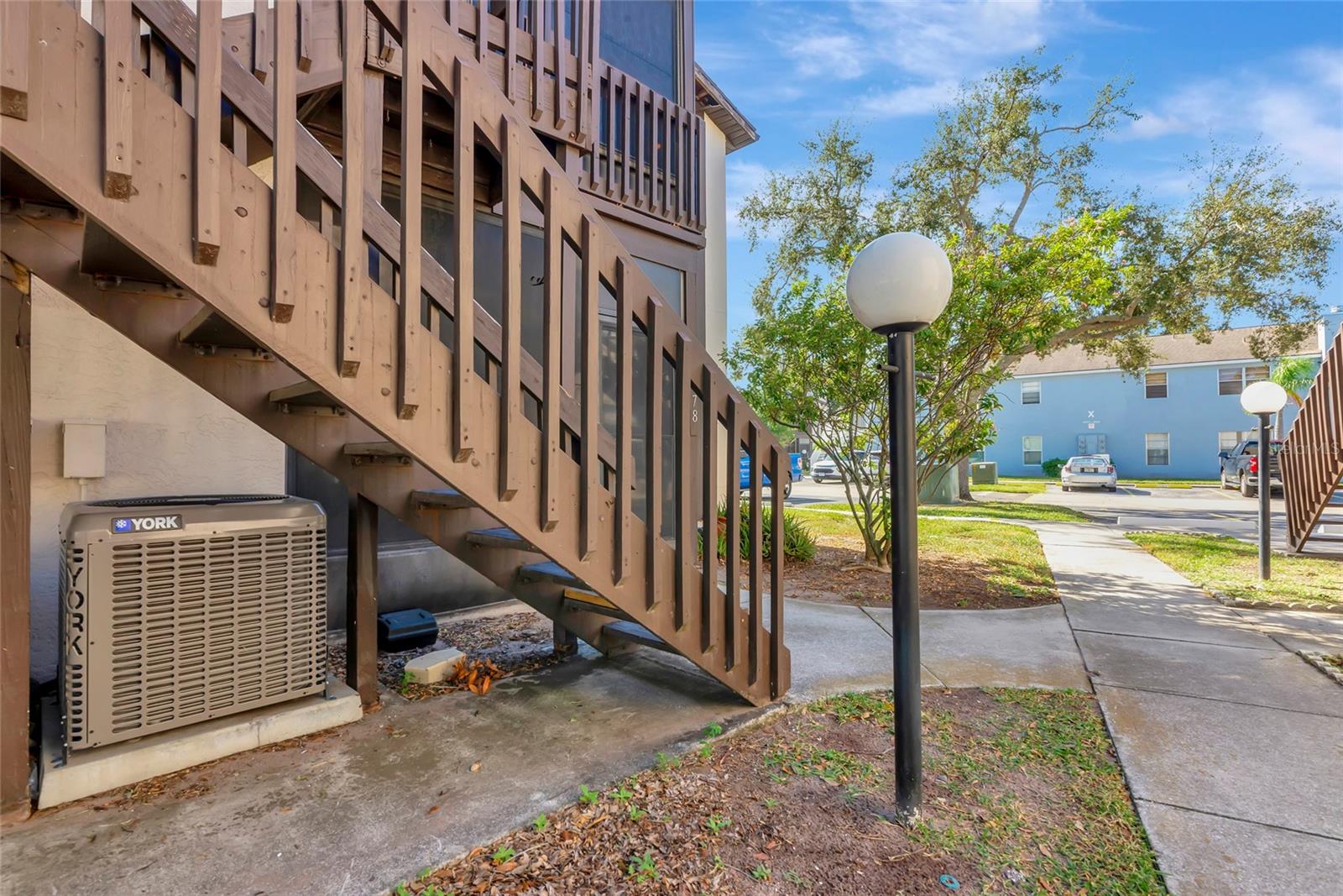 MIRROR LAKE CONDO SEC 4 - Residential