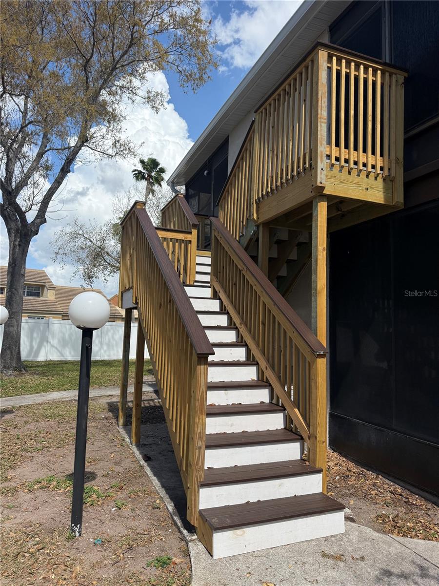 MIRROR LAKE CONDO SEC 4 - Residential