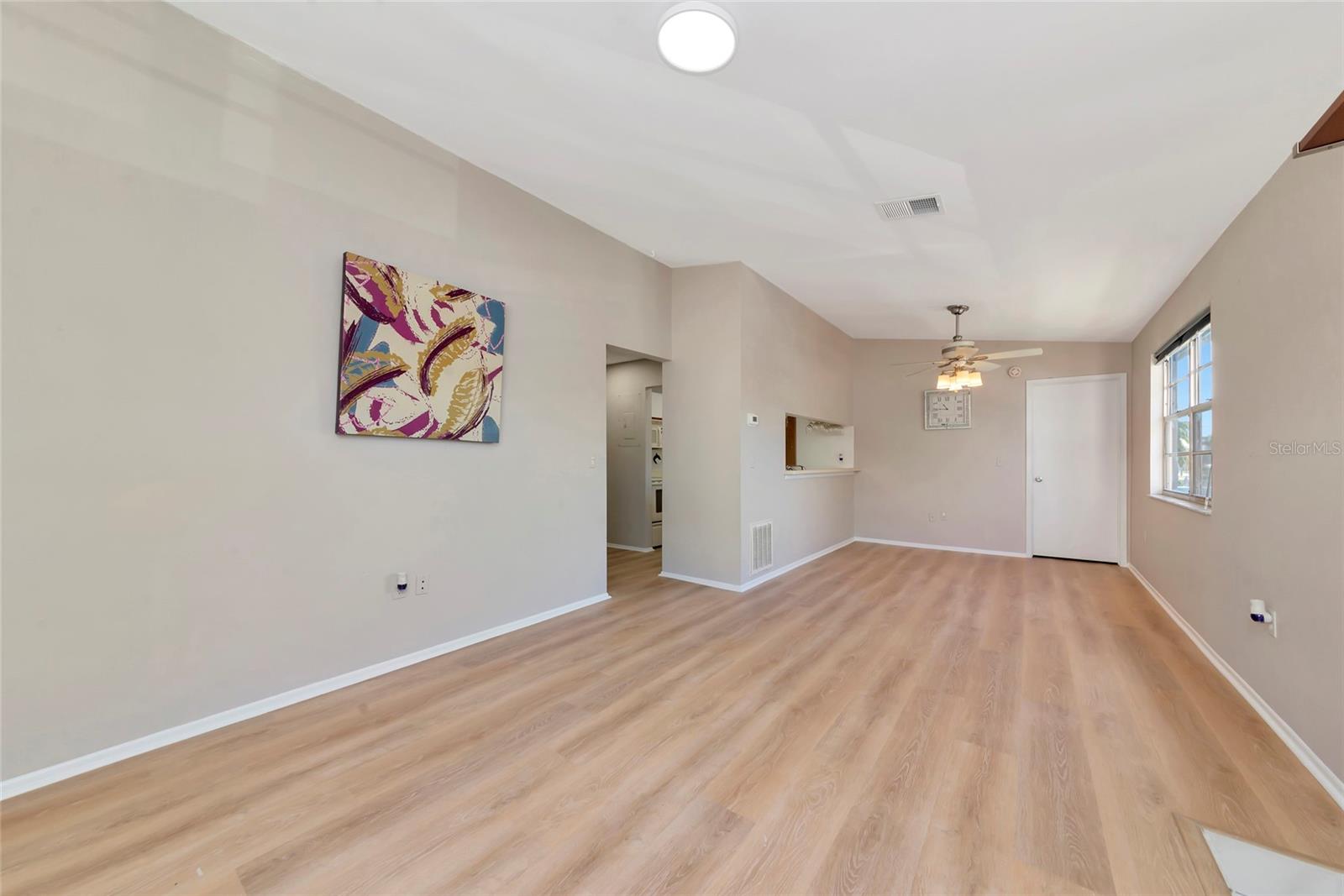 MIRROR LAKE CONDO SEC 4 - Residential