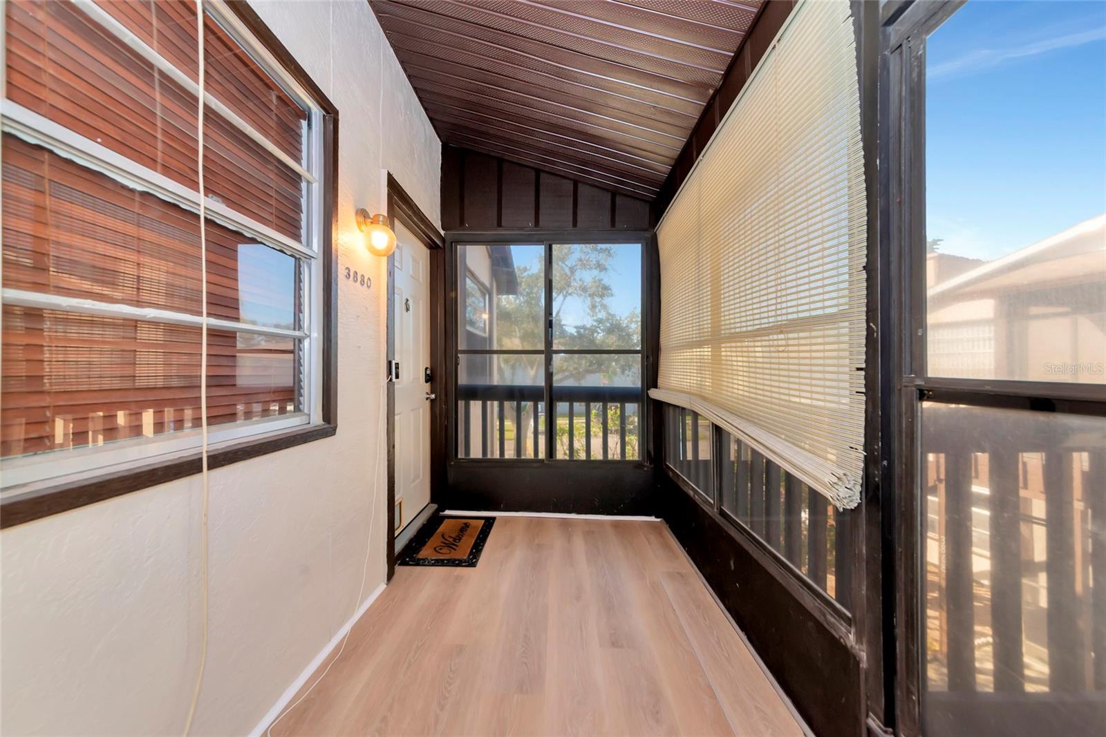 MIRROR LAKE CONDO SEC 4 - Residential