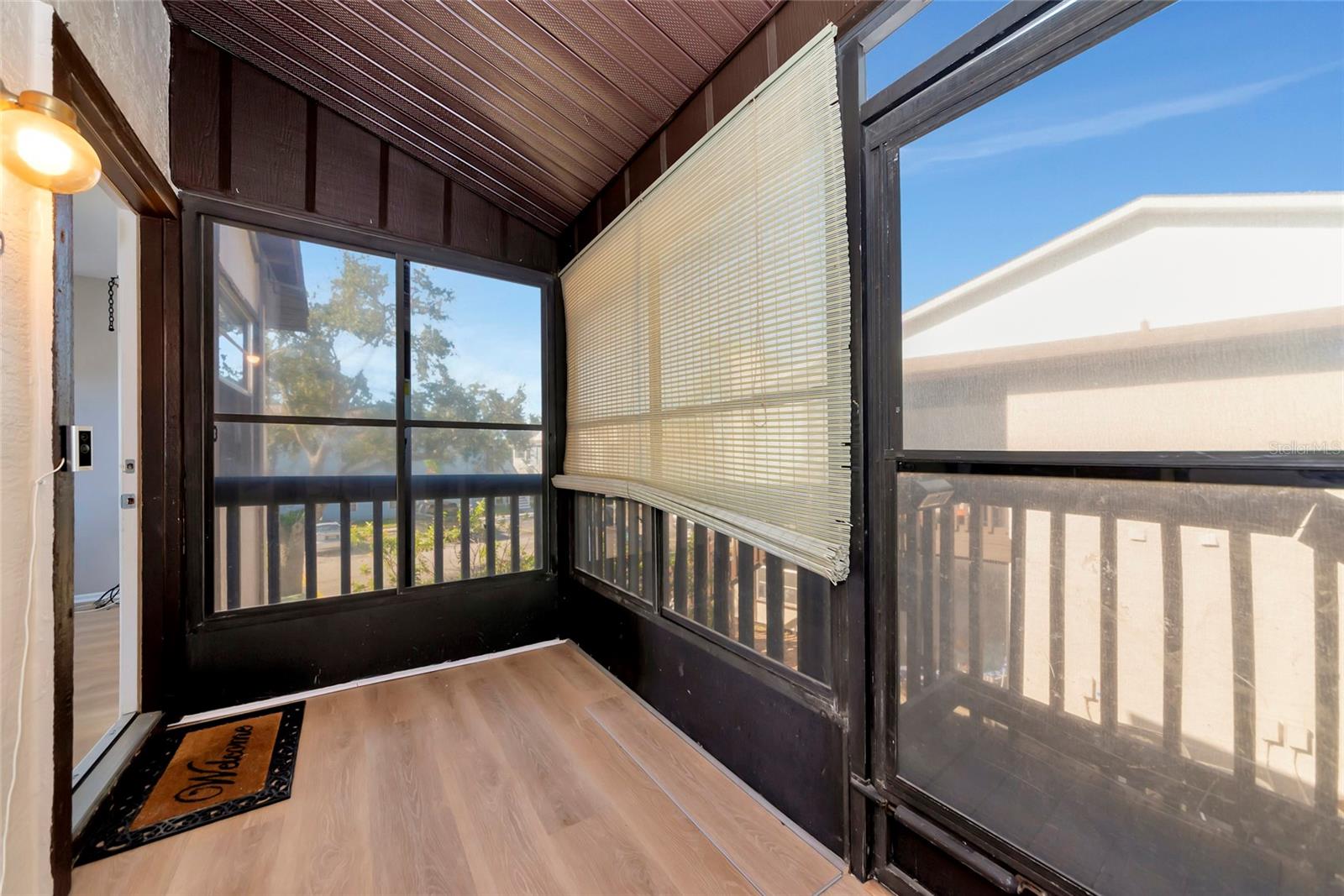 MIRROR LAKE CONDO SEC 4 - Residential
