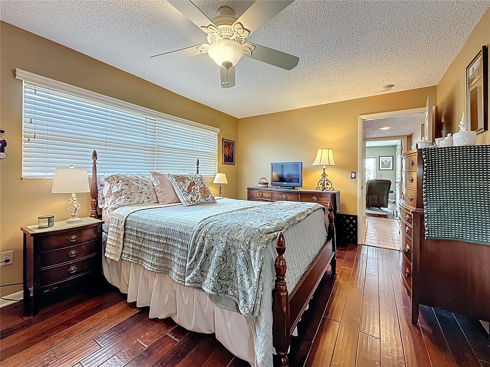 CAPRI ISLE - Residential
