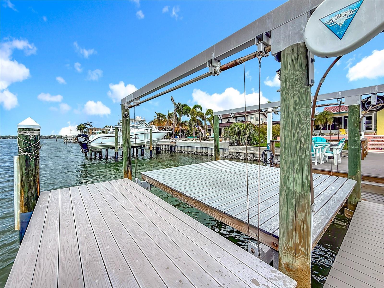 CAPRI ISLE - Residential