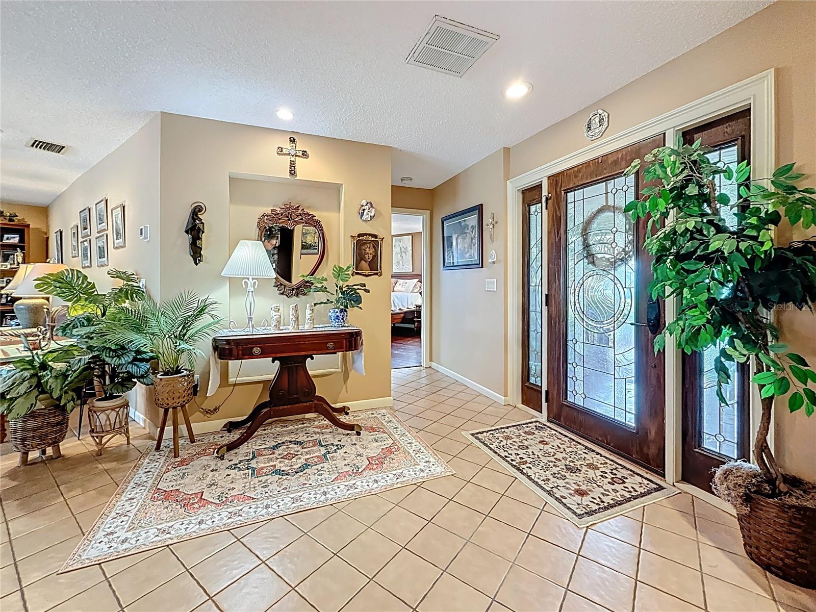 CAPRI ISLE - Residential