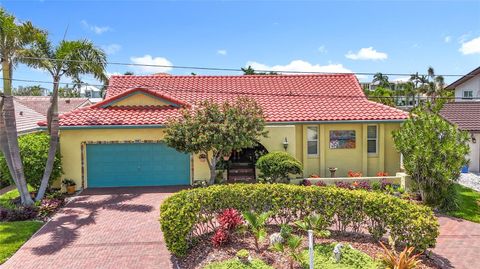 Photo of 760 Capri Boulevard, Treasure Island, FL 33706 (MLS # TB8399213)