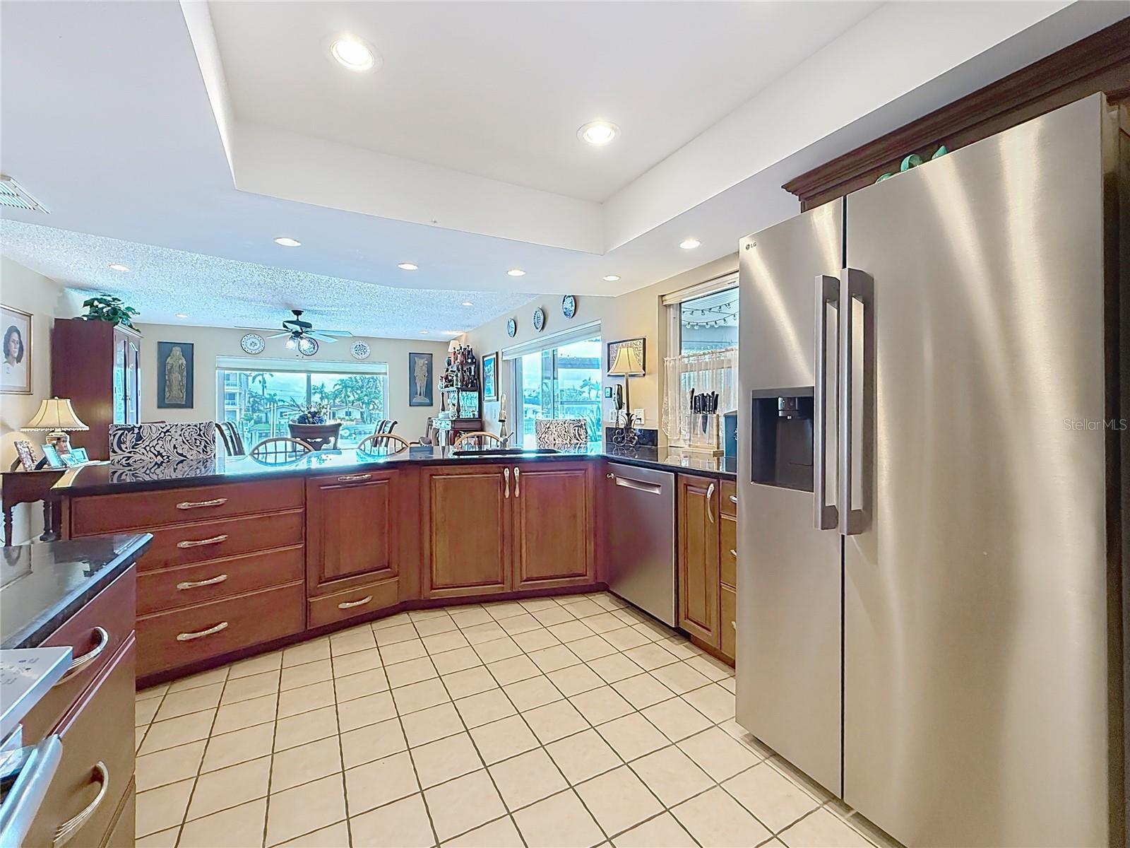 CAPRI ISLE - Residential